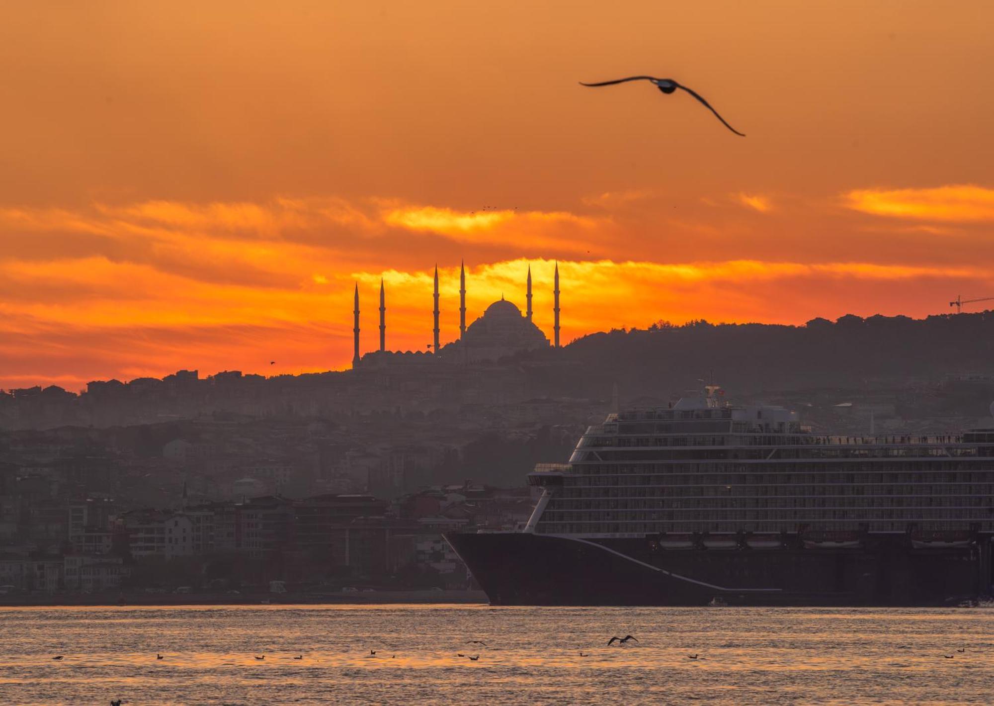מלון Momento Golden Horn